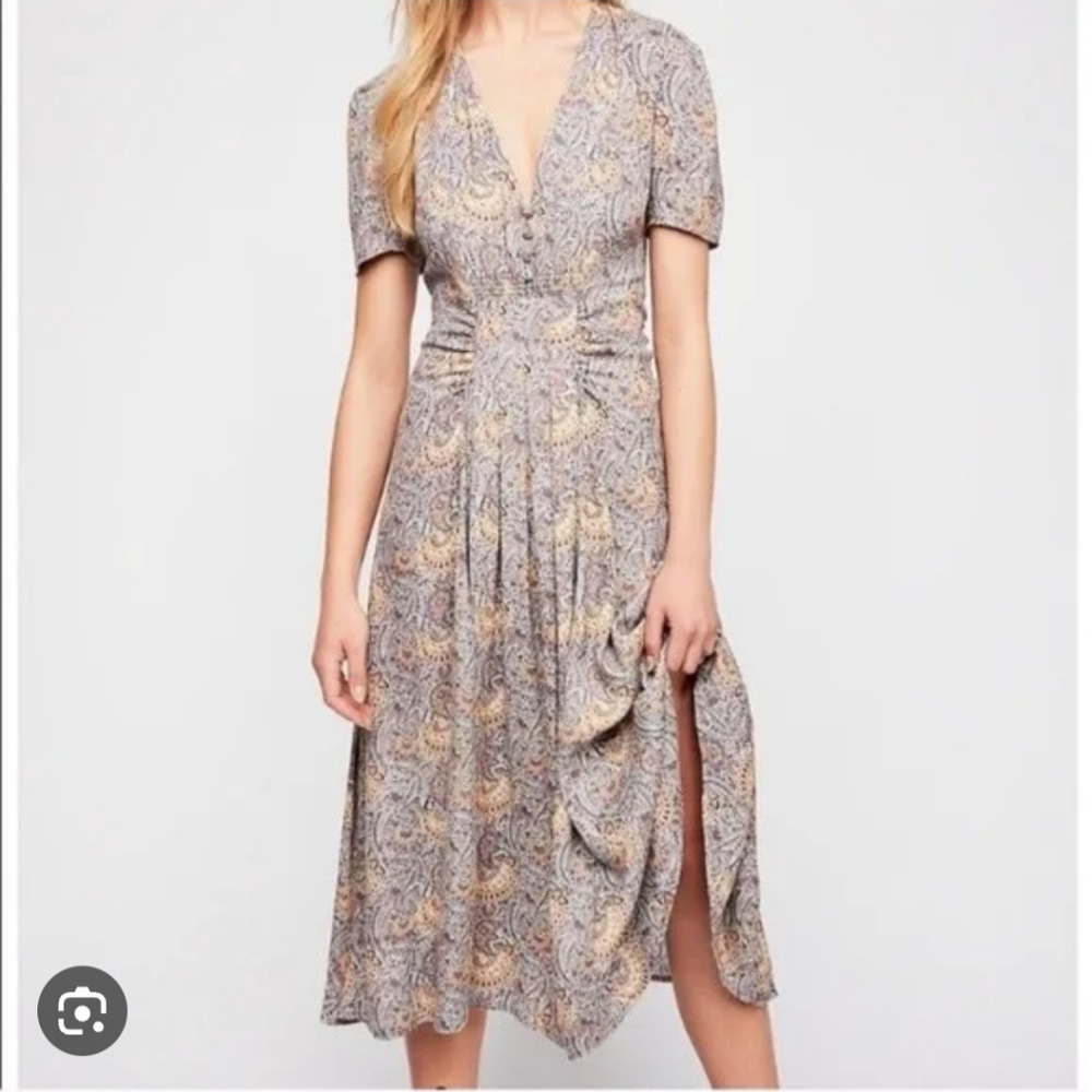 NWOT Free People Olivia Midi Purple Paisley Fit-Flare Short sleeve Dress size 12